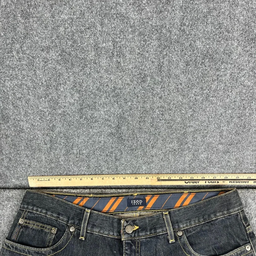 IZOD Jeans Mens Size 38x30 Black Straight Leg Faded Casual Cotton Denim Classic‎